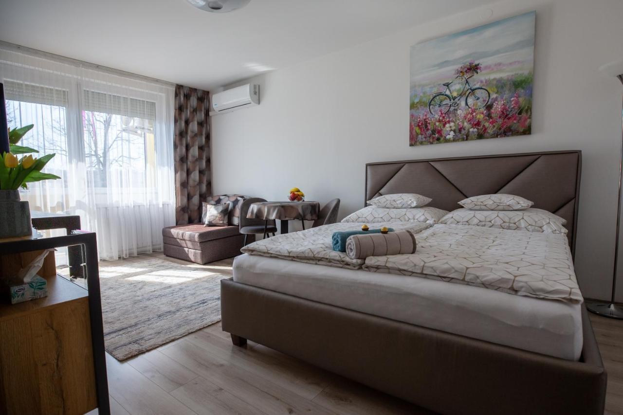מישקולץ Aliz Apartman מראה חיצוני תמונה
