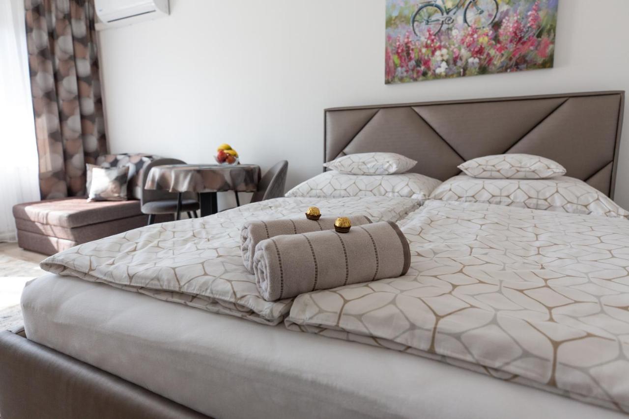 מישקולץ Aliz Apartman מראה חיצוני תמונה