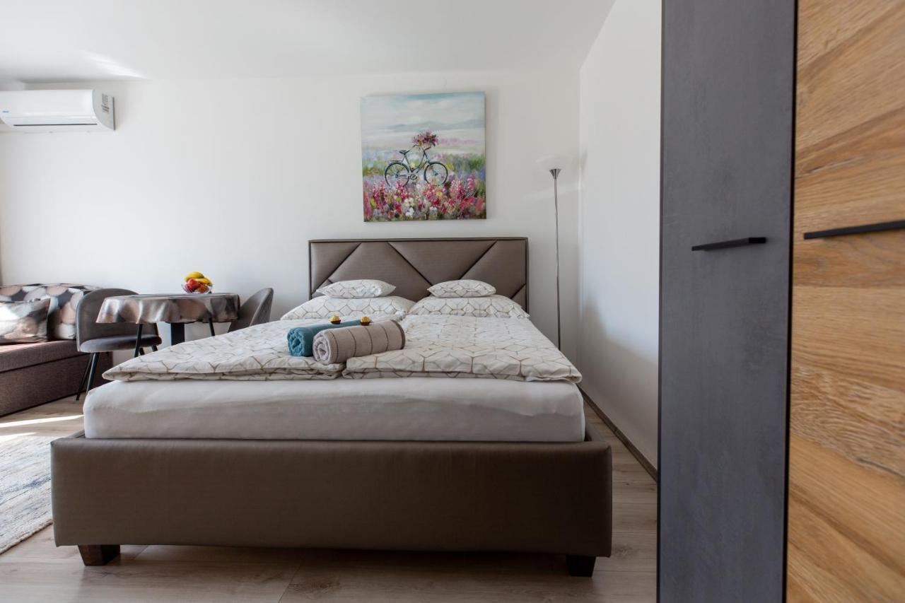 מישקולץ Aliz Apartman מראה חיצוני תמונה