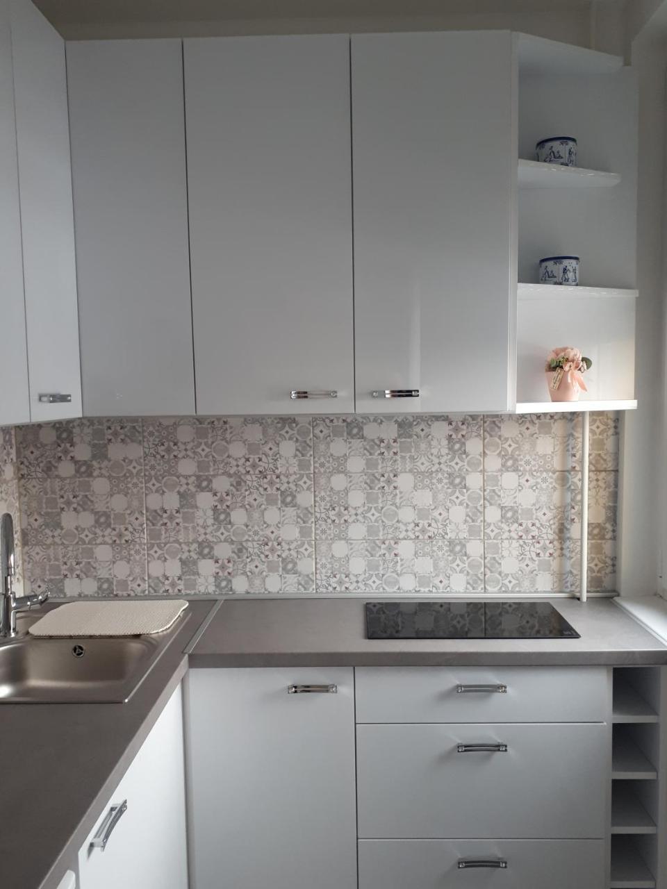 מישקולץ Aliz Apartman מראה חיצוני תמונה